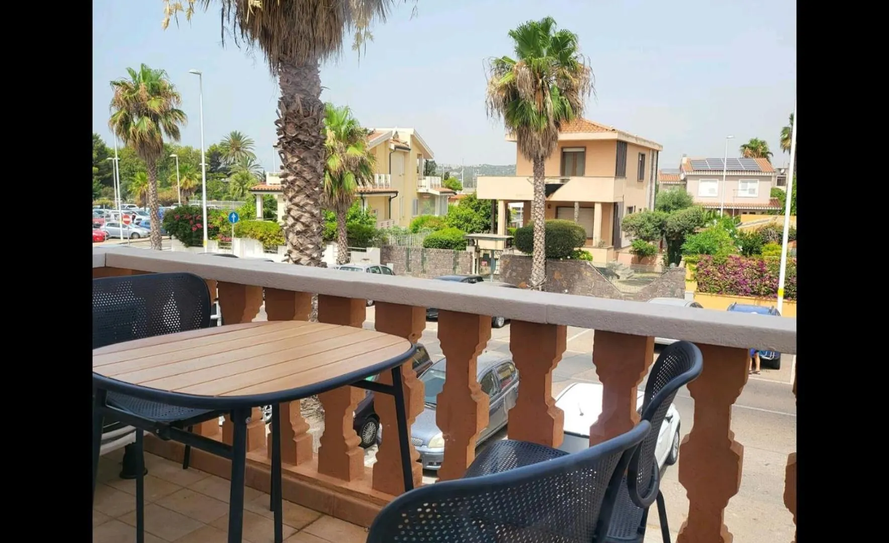La Breeze Apartment Cagliari 0*,